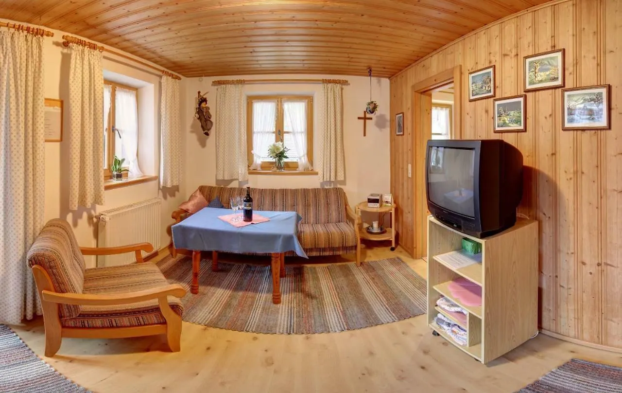 Farm stay Oederbauer-Hof Villa Schneizlreuth Germany